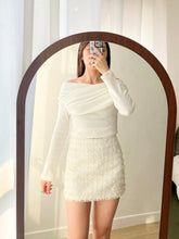 Load image into Gallery viewer, Winter Cross Shoulder Top