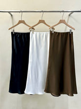 Load image into Gallery viewer, Silky Satin Skirt