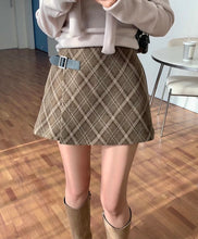 Load image into Gallery viewer, Belted Plaid Skort