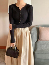 Load image into Gallery viewer, Casual Button V Top