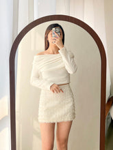 Load image into Gallery viewer, Winter Cross Shoulder Top