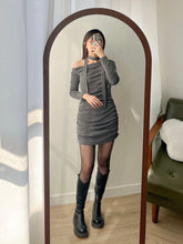 將圖片載入圖庫檢視器 Ruffle Shoulder Dress