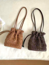 將圖片載入圖庫檢視器 Crinkle Bucket Bag