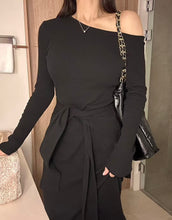 將圖片載入圖庫檢視器 Knotted Shoulder Dress