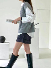 Load image into Gallery viewer, Wool50 Knit Vest