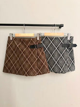 Load image into Gallery viewer, Belted Plaid Skort
