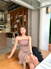 將圖片載入圖庫檢視器 Ruffle Tube Dress