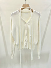 Load image into Gallery viewer, Choker Cardigan