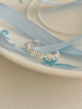 Load image into Gallery viewer, Daisy Ring