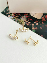 Load image into Gallery viewer, Mini Ribbon Pearl Earrings