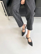 將圖片載入圖庫檢視器 Basic Slingback Heels