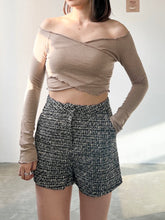 將圖片載入圖庫檢視器 Golden Tweed Shorts