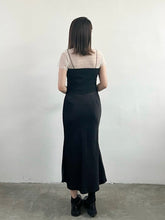 將圖片載入圖庫檢視器 Satin Midi Skirt