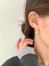 Load image into Gallery viewer, Falling Ribbon Earrings