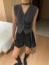 Load image into Gallery viewer, Choker Vest Cardigan