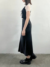 將圖片載入圖庫檢視器 Satin Midi Skirt