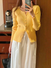 Load image into Gallery viewer, Casual Button V Top