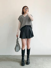 Load image into Gallery viewer, Wool50 Knit Vest