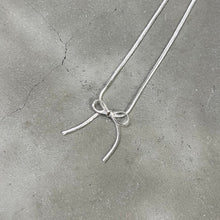 Load image into Gallery viewer, Ribbon Necklace