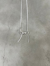 Load image into Gallery viewer, Ribbon Necklace