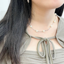 Load image into Gallery viewer, Pearl Ball Wavy Necklace