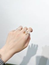 Load image into Gallery viewer, Ribbon Pearl Ring