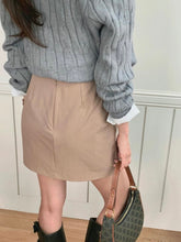 將圖片載入圖庫檢視器 Basic Uneven Skirt