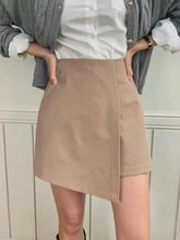 將圖片載入圖庫檢視器 Basic Uneven Skirt