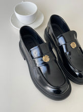 將圖片載入圖庫檢視器 預訂優惠✨Rose Leather Loafers