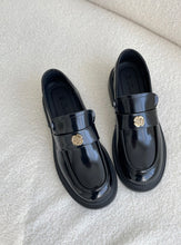 將圖片載入圖庫檢視器 預訂優惠✨Rose Leather Loafers