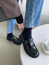 將圖片載入圖庫檢視器 預訂優惠✨Rose Leather Loafers
