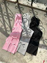 Load image into Gallery viewer, Ribbon Slit Pants