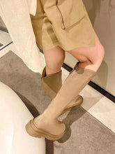 將圖片載入圖庫檢視器 V-cut Tall Boots