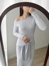 將圖片載入圖庫檢視器 Knotted Shoulder Dress