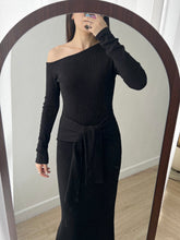 將圖片載入圖庫檢視器 Knotted Shoulder Dress