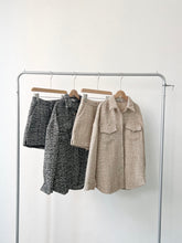 Load image into Gallery viewer, Golden Tweed Outer