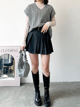 Load image into Gallery viewer, Wool50 Knit Vest