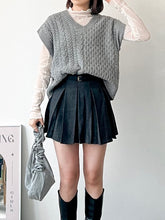 Load image into Gallery viewer, Wool50 Knit Vest
