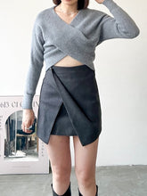 Load image into Gallery viewer, V-neck Cross Knit Top