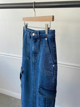 將圖片載入圖庫檢視器 Pocket Denim Slit Skirt