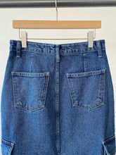 將圖片載入圖庫檢視器 Pocket Denim Slit Skirt