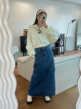 將圖片載入圖庫檢視器 Pocket Denim Slit Skirt