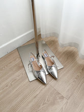 將圖片載入圖庫檢視器 Ribbon Slingback Flats