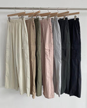 Load image into Gallery viewer, Everyday Cargo Pants