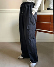 Load image into Gallery viewer, Everyday Cargo Pants