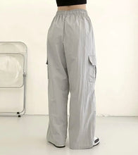 Load image into Gallery viewer, Everyday Cargo Pants