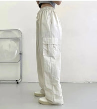 Load image into Gallery viewer, Everyday Cargo Pants