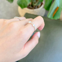 Load image into Gallery viewer, Uneven Pearl Ring