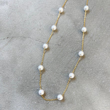 Load image into Gallery viewer, Pearl Ball Necklace
