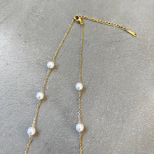 Load image into Gallery viewer, Pearl Ball Necklace